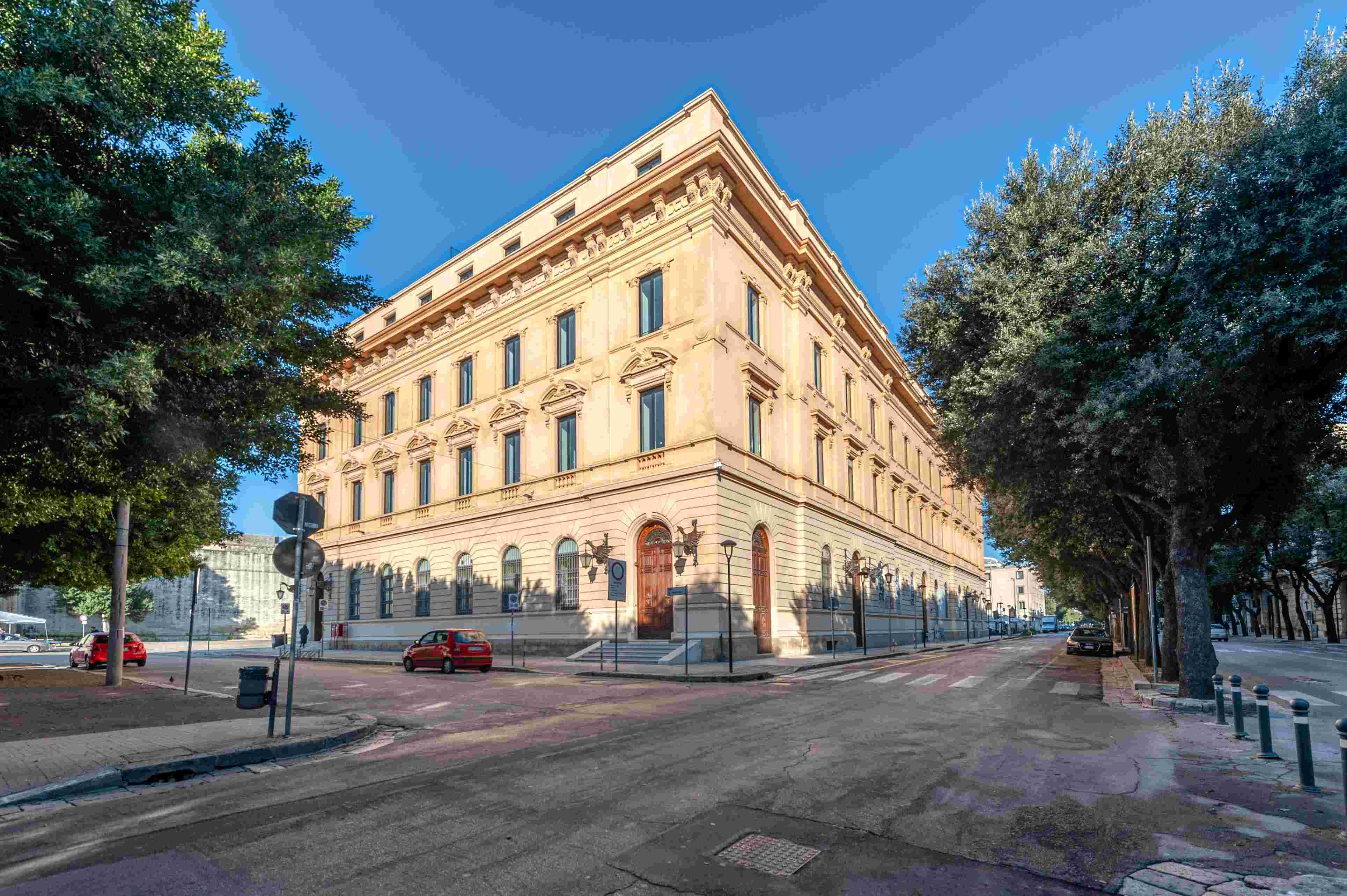 Palazzo Poste Visit Lecce