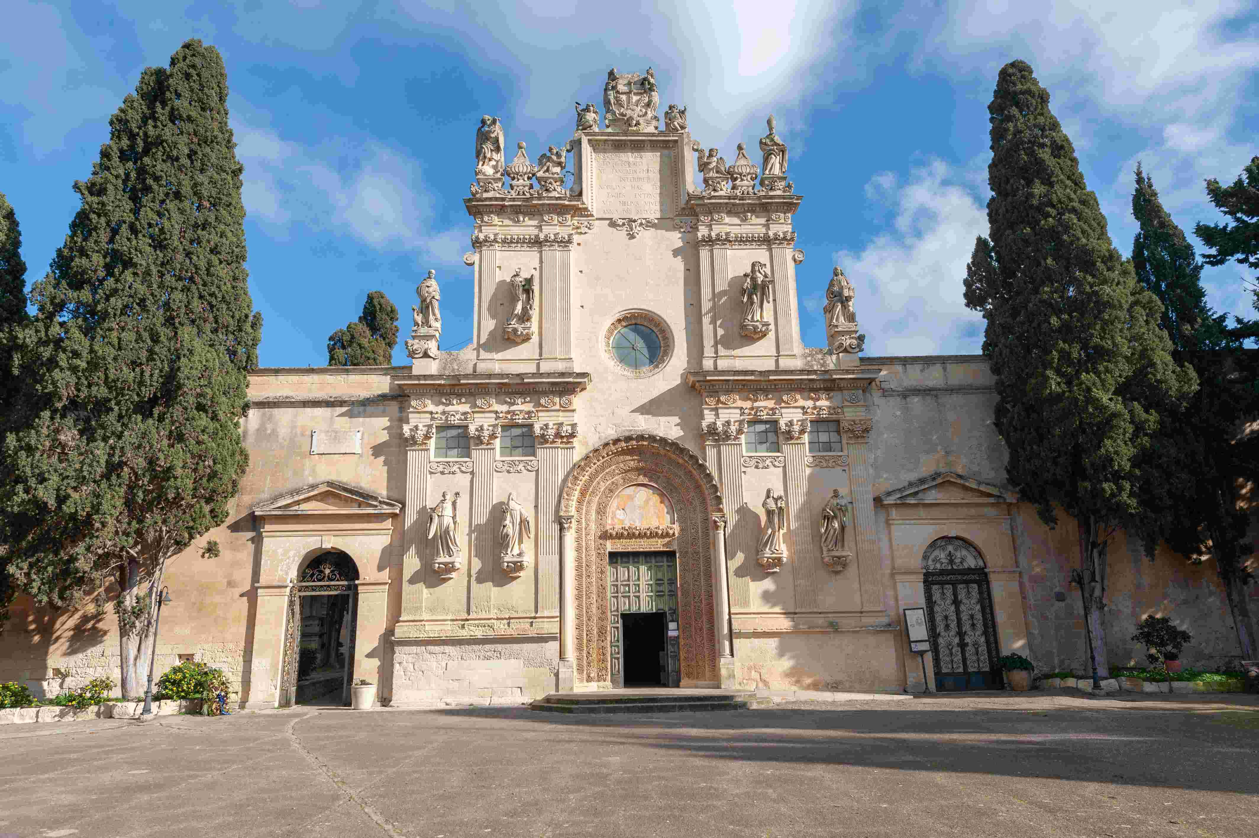 Chiesa dei Santi Niccolò e Cataldo - Visit Lecce